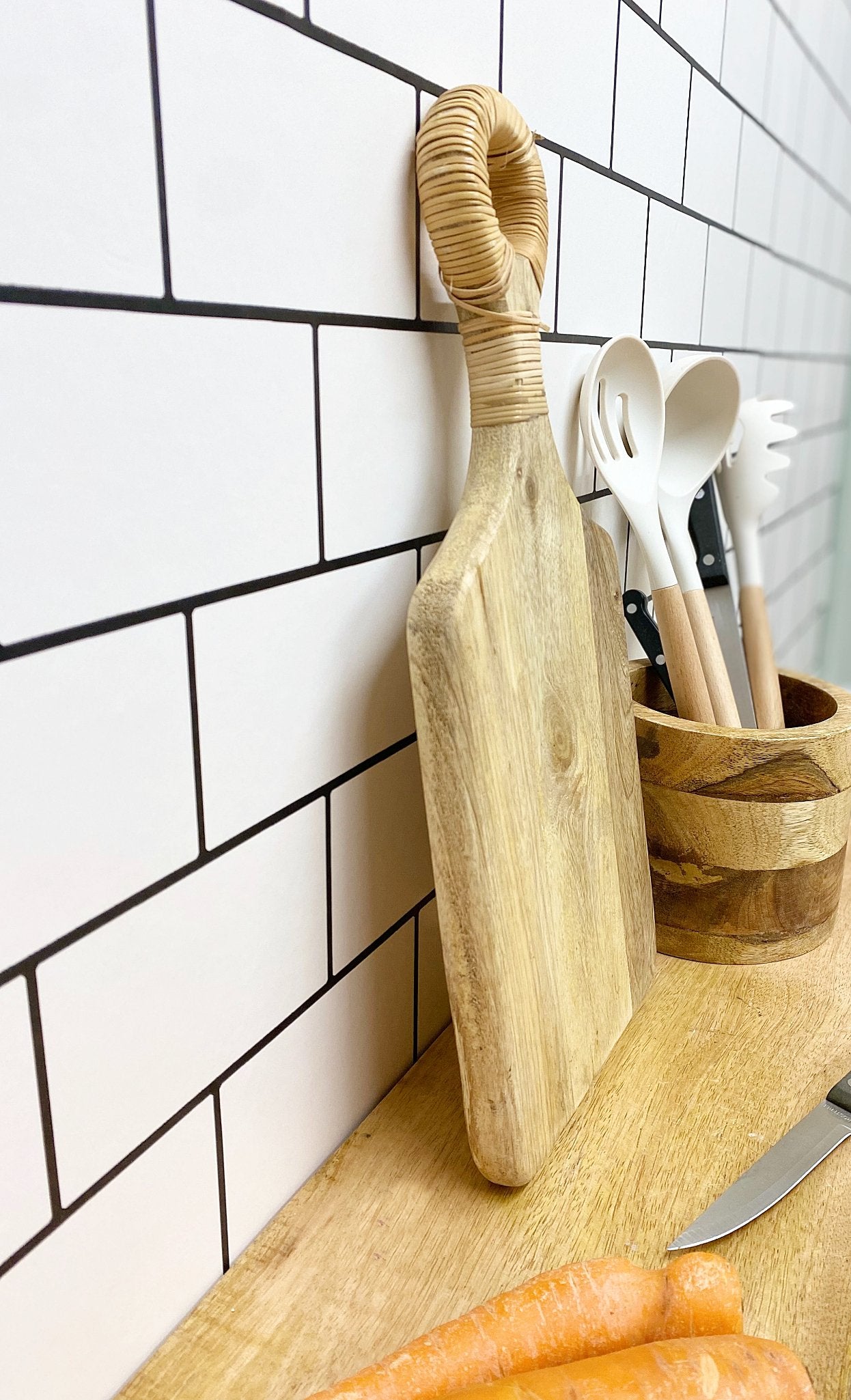 Chopping Board With Hoop Handle